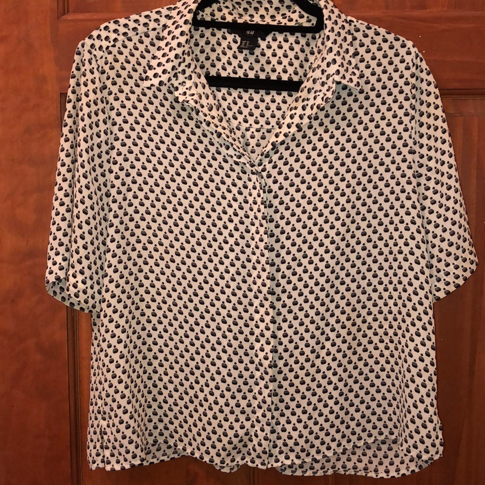 H&M Short Sleeve Blouse